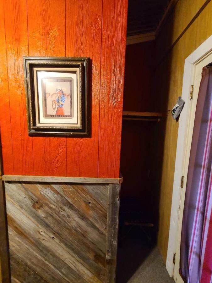 Buffalo Girls Hotel カントン エクステリア 写真